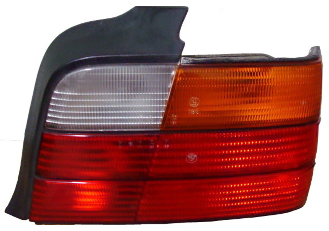 1991-1998 E36 4門 原廠 尾燈