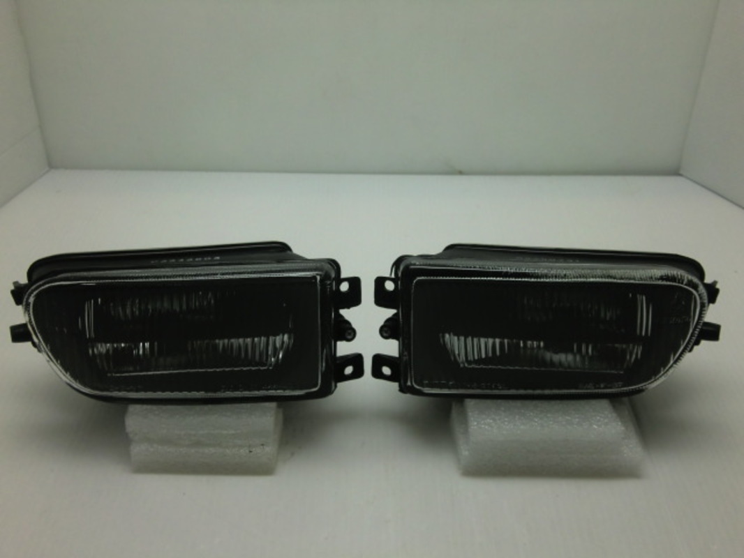 1996-2000 E39 原廠型 霧燈
