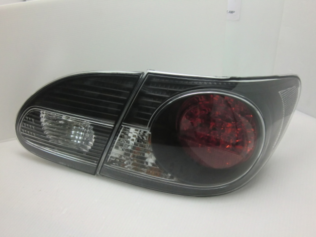 2001-2003/09 ALTIS LED 黑底透明殼 尾燈 (停產)