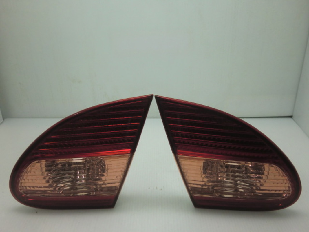 2003/10-2007 ALTIS 原廠型紅粉紅 倒車燈 內側尾燈