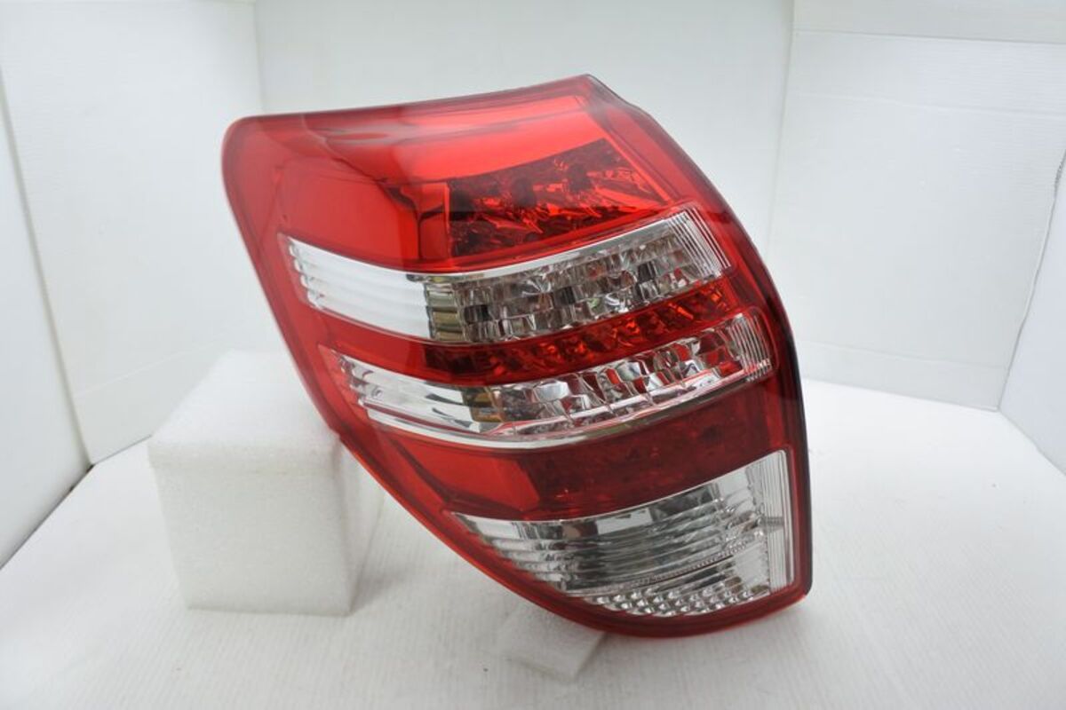 2008-2012 RAV4 LED 原廠型紅白 尾燈