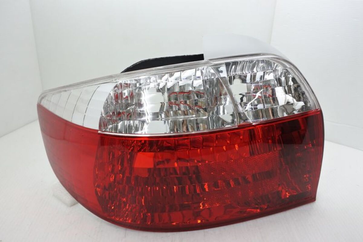 2003/03-2005/08 VIOS 原廠型白紅 尾燈 空件