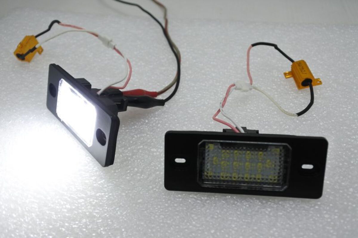 2001-2005/08 PASSAT 5D.08-10 TIGUAN.02-10 CAYENNE.03-10 TOUAREG.04-08 GOLF5 .99-04 BORA LED 牌照燈 白光