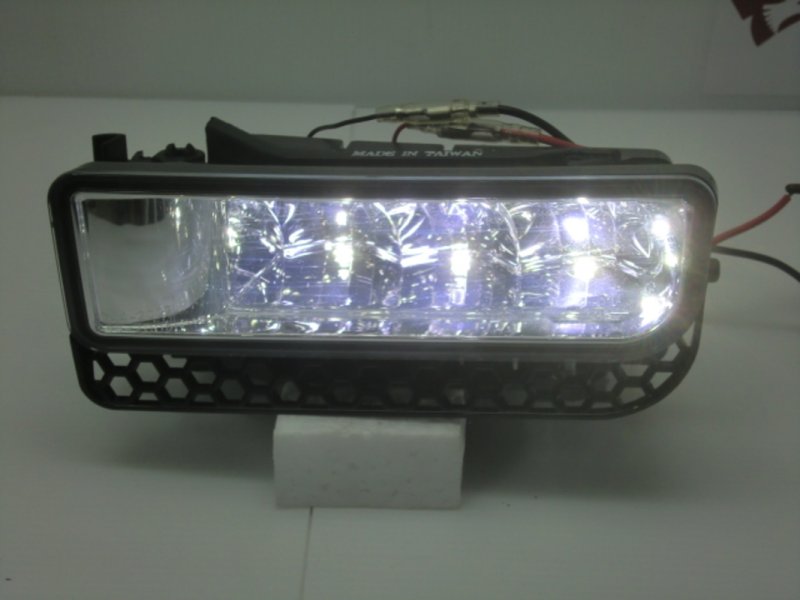 1991-1998 E36 2門 4門 LED晶鑽 霧燈 停產