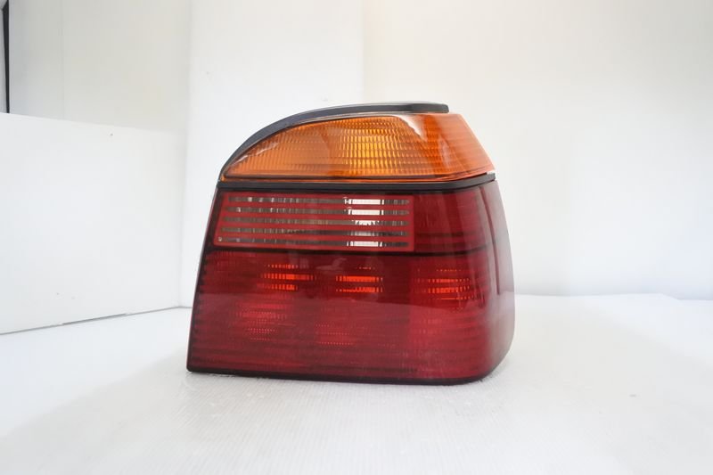 1992-1997 GOLF 3 原廠型 黃紅尾燈 空件 