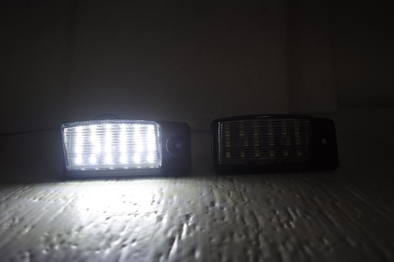 2015/05-2022 X-TRAIL T32 LED 牌照燈 白光