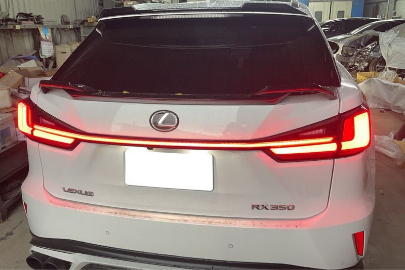 2015/10-2022/10 RX350 LED光柱紅款尾燈 貫穿燈 