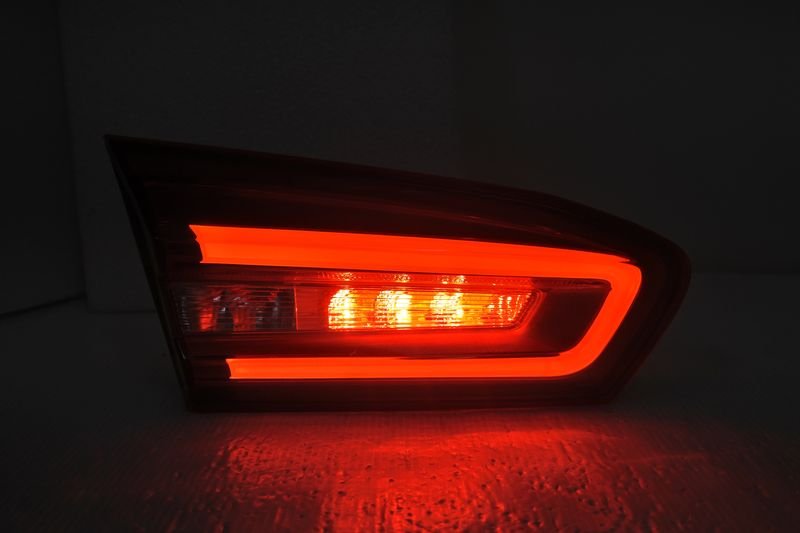 2019/02-2023/01 FOCUS LED光柱 後霧燈 正廠 