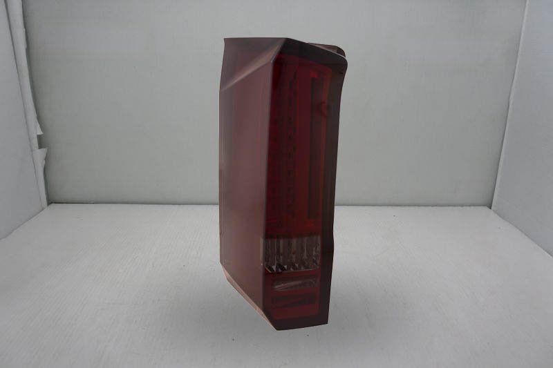 2017- CRAFTER LED墨紅光柱 尾燈 序列式方向燈