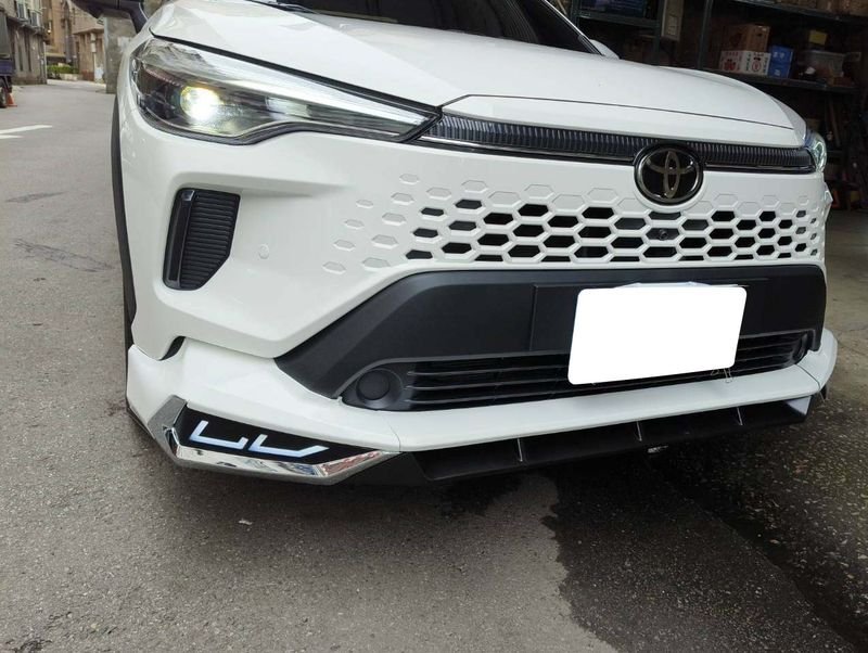 2020- COROLLA CROSS GP款 前中後 空力套件