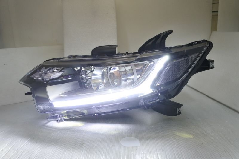 2016/10-2021/03 OUTLANDER 原廠型魚眼 大燈 鹵素燈泡