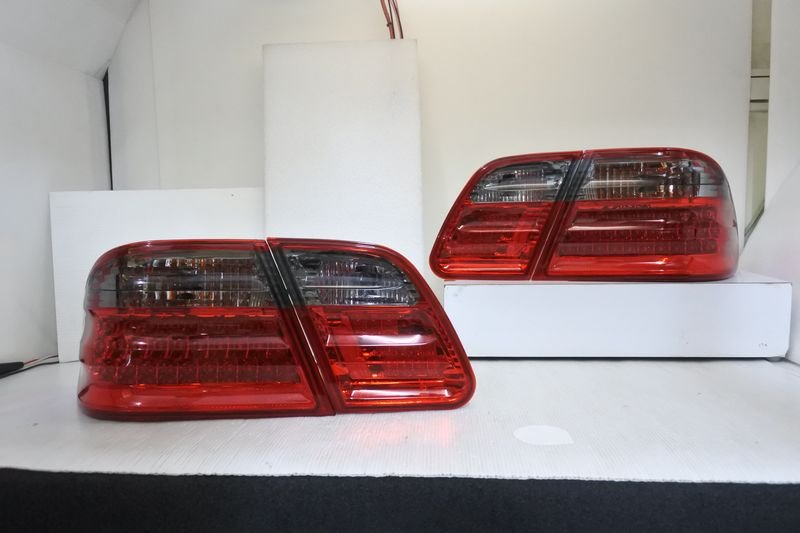 1995-2002/04  W210 LED內外 晶鑽黑紅 尾燈 