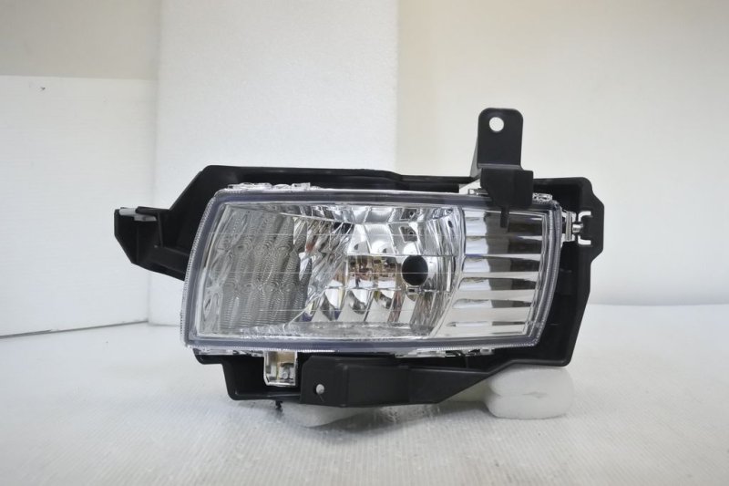 2007/07-INNOVA 原廠型晶鑽 霧燈 