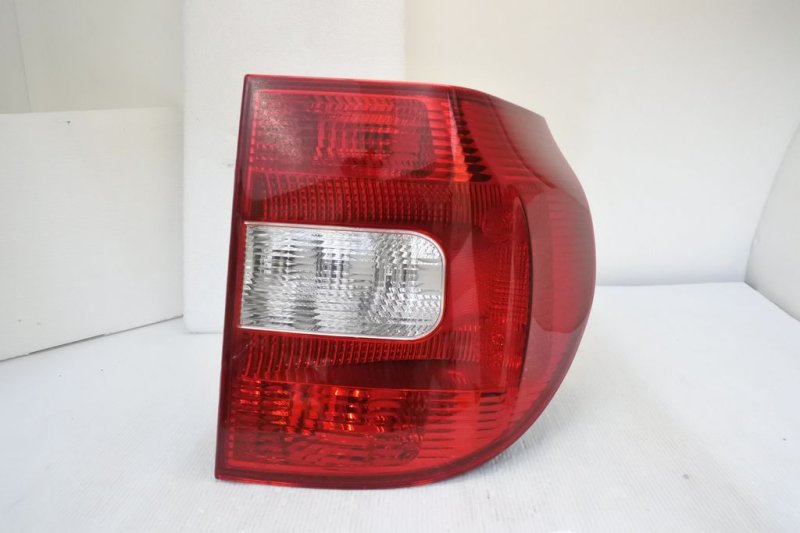 2010-2013 SKODA YETI 原廠型紅白尾燈