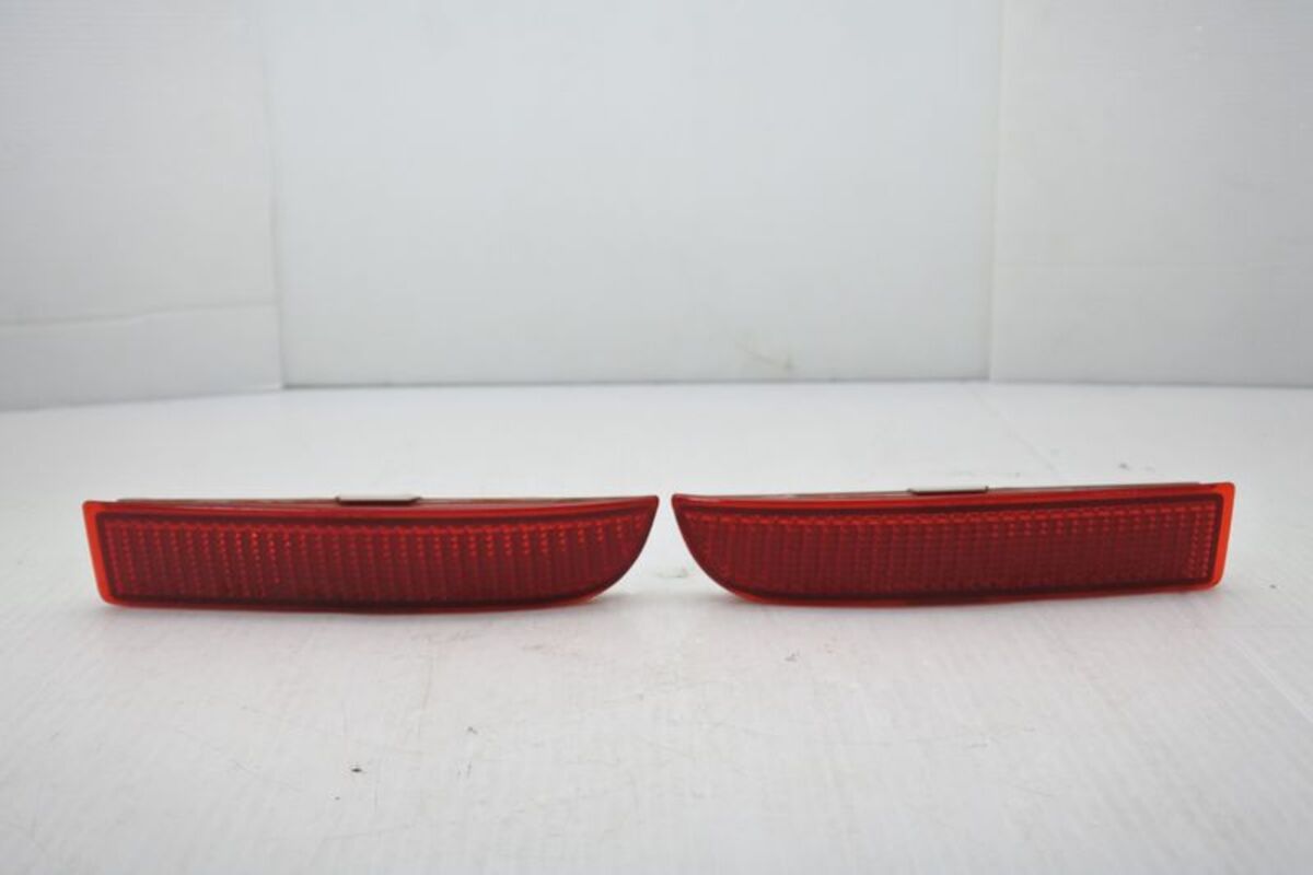 2004/09-2009/10 WISH 2008-2012 RAV4 全紅 後保桿 反光片