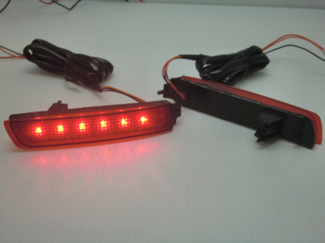 2013/06-2020/10 JUKE LED 全紅後保桿燈 行車燈 煞車燈