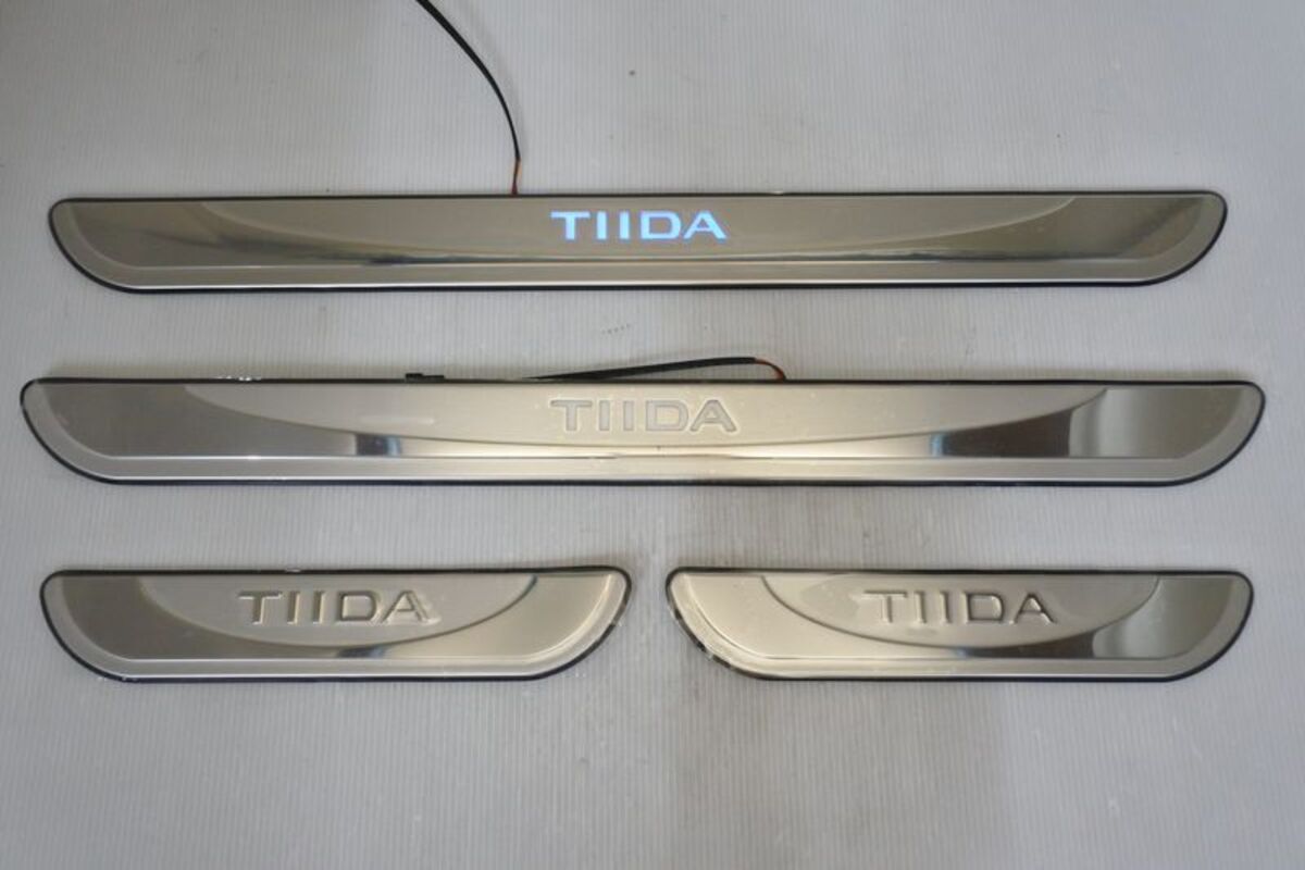 2012/12-2017/03 BIG TIIDA C12 5門 LED冷光 踏板 (七彩燈) 正廠
