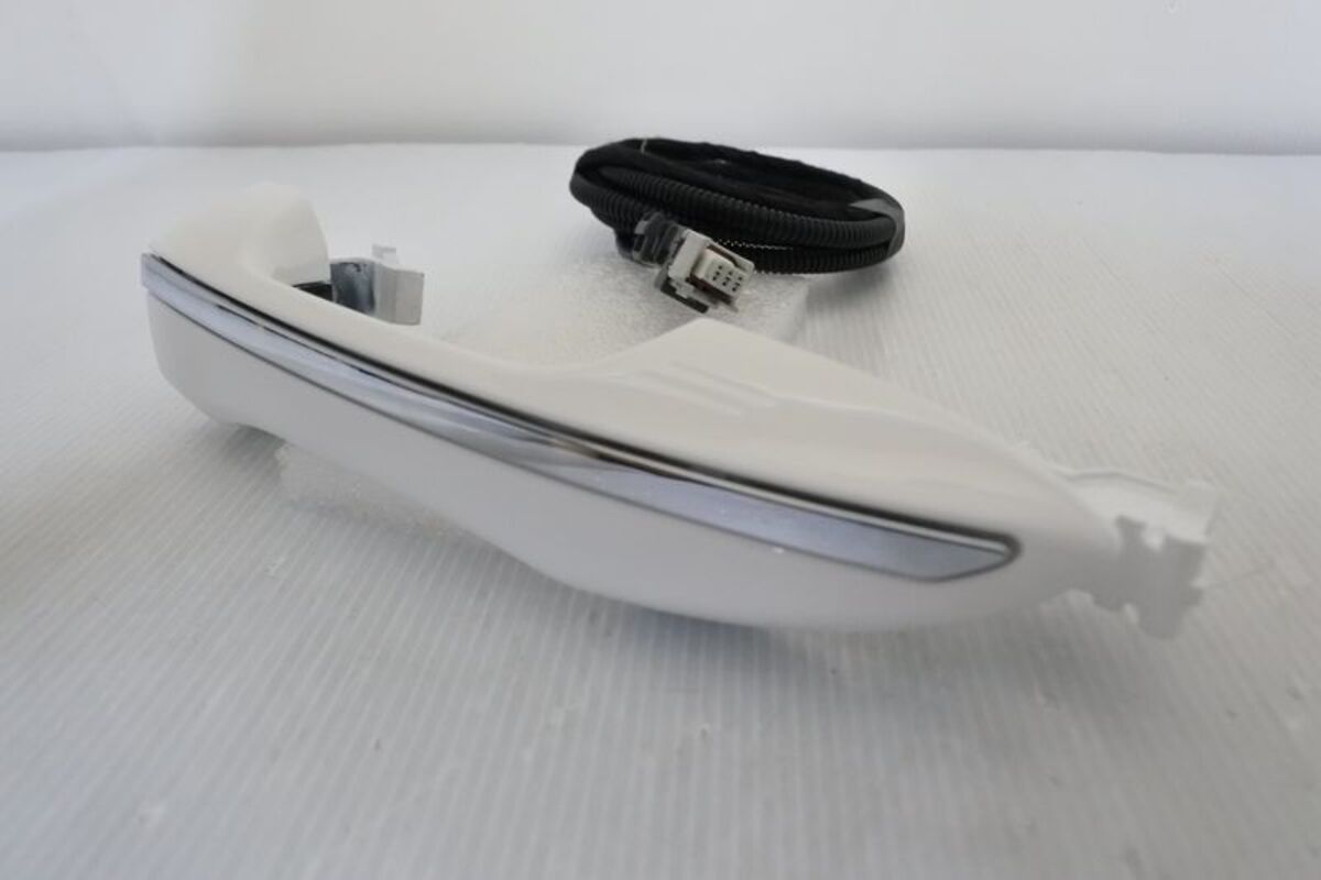 2013/11-2019/03 ALTIS 11代 11.5代 外把手 感應式