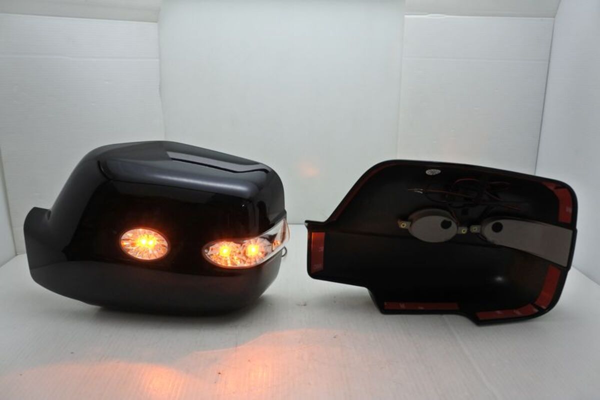 2002/12-2005/11 X-TRAIL T31 LED 後視鏡 外蓋 烤漆黑 (缺貨)