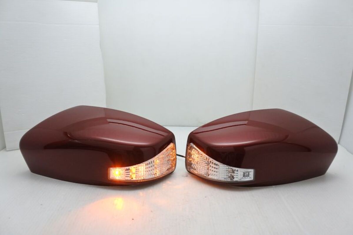 2014/03-2020 LIVINA L11 LED 後視鏡 外蓋 方向燈 烤漆酒紅色