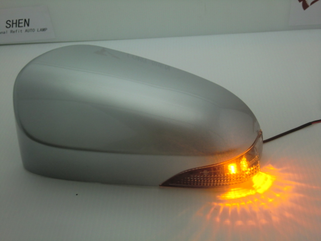 2014/09-2018/03 YARIS VIOS  LED 後視鏡 燈條 外蓋 極光銀