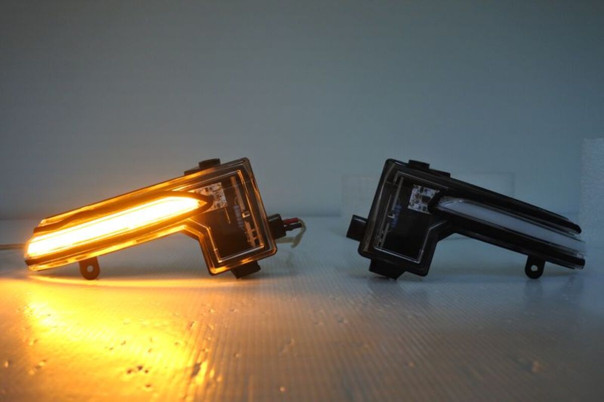 2016/09-2019/04 MAZDA 3 2018- MAZDA 6 LED 後視鏡 燈條 序列式方向燈