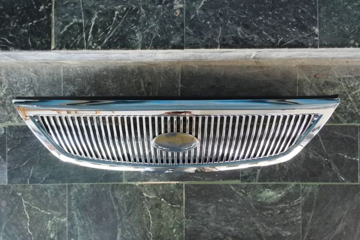 2000- MONDEO M2000 直條 水箱護罩