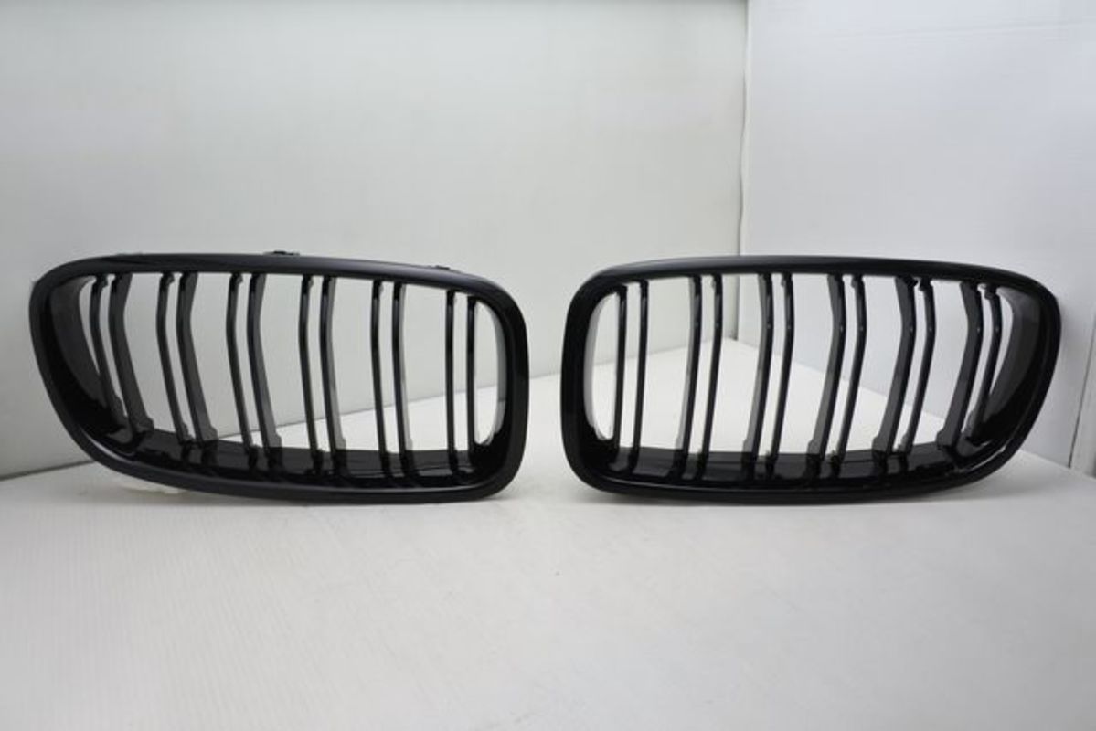 2012-2018 F30 F31 鼻頭 亮黑水柵 鼻頭 雙槓