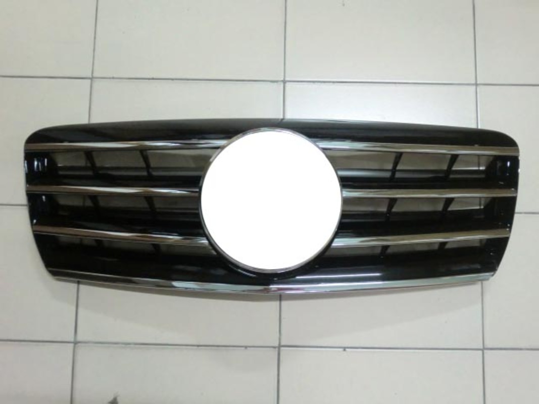 1993/05-2000/06 W202 C-CLASS 黑框 四線 水箱護罩 水柵