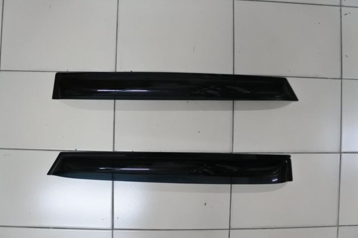 2004/06-2009/10 MAZDA 3 5門 晴雨窗 後窗
