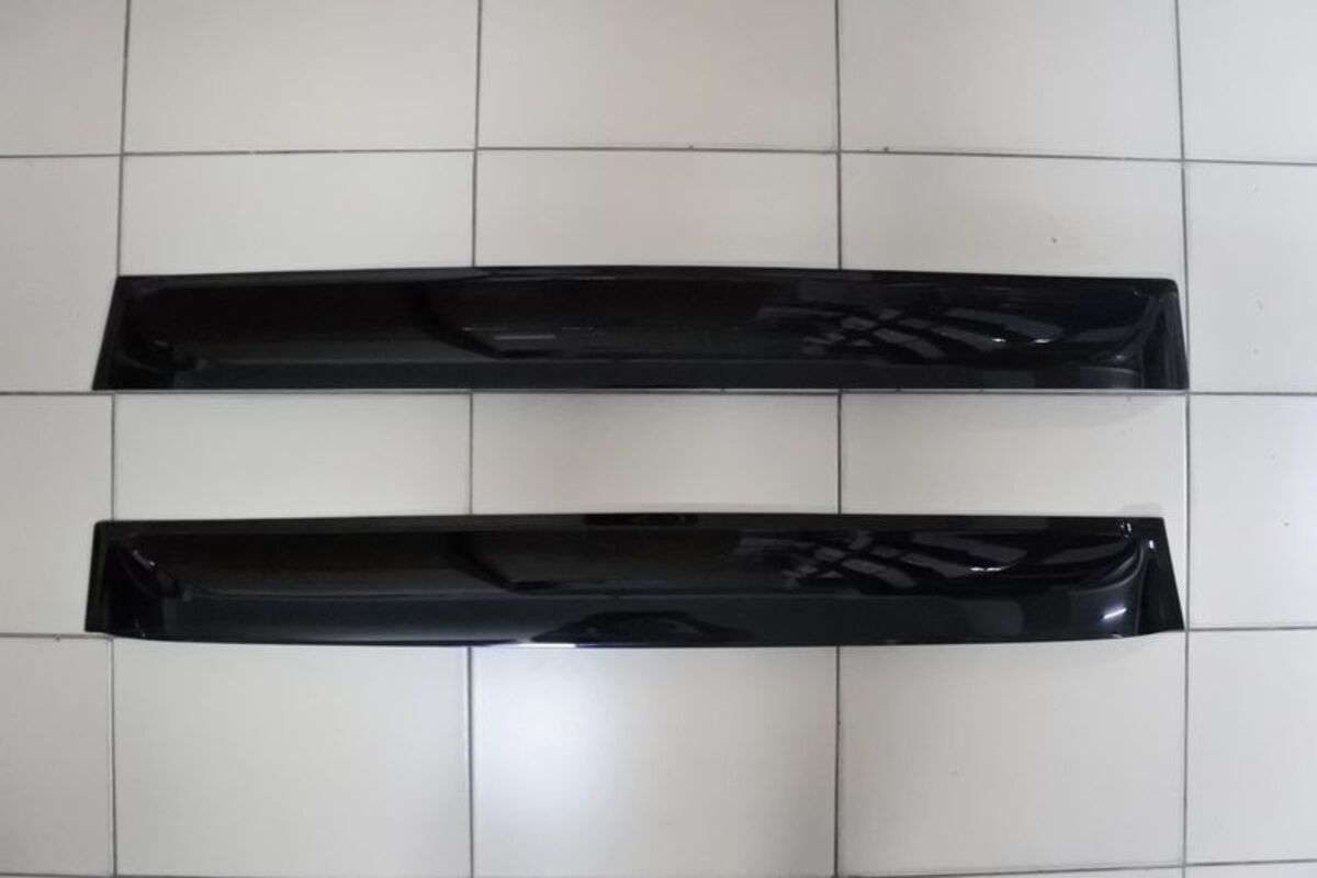 10- WISH 晴雨窗 後2片
