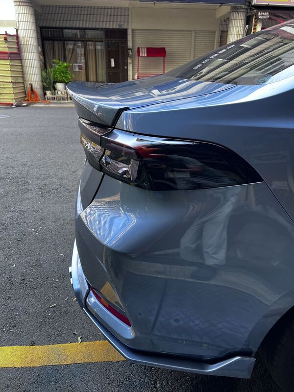 2019-2024 ALTIS 12代 原廠型 尾翼 黏貼式 烤漆藍曜灰