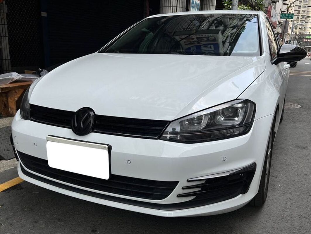 2013/07-2017/05 GOLF 7 升級GOLF 7.5 R版 前保桿總成 後保桿總成 烤漆