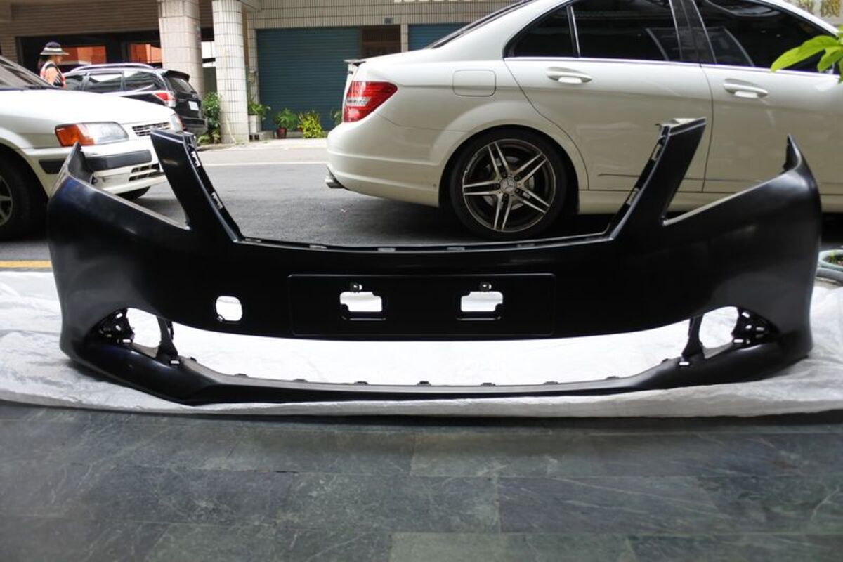 2012-2014 CAMRY 7代 前保桿 素材