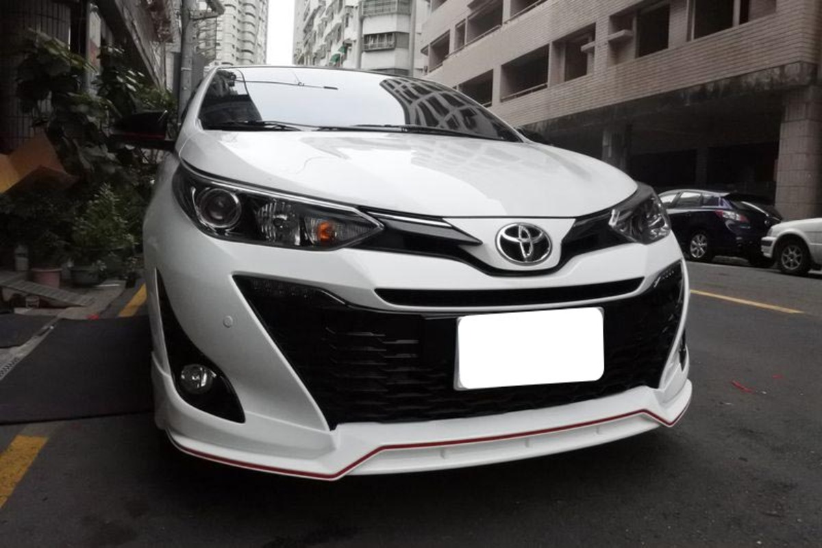 18-20 YARIS RF版空力套件 前中後 烤漆