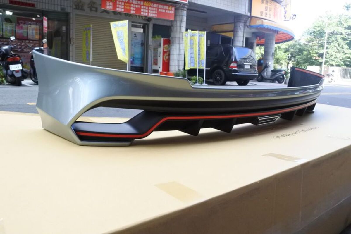 18-20 YARIS RF版空力套件 後下巴 烤漆 星燦灰