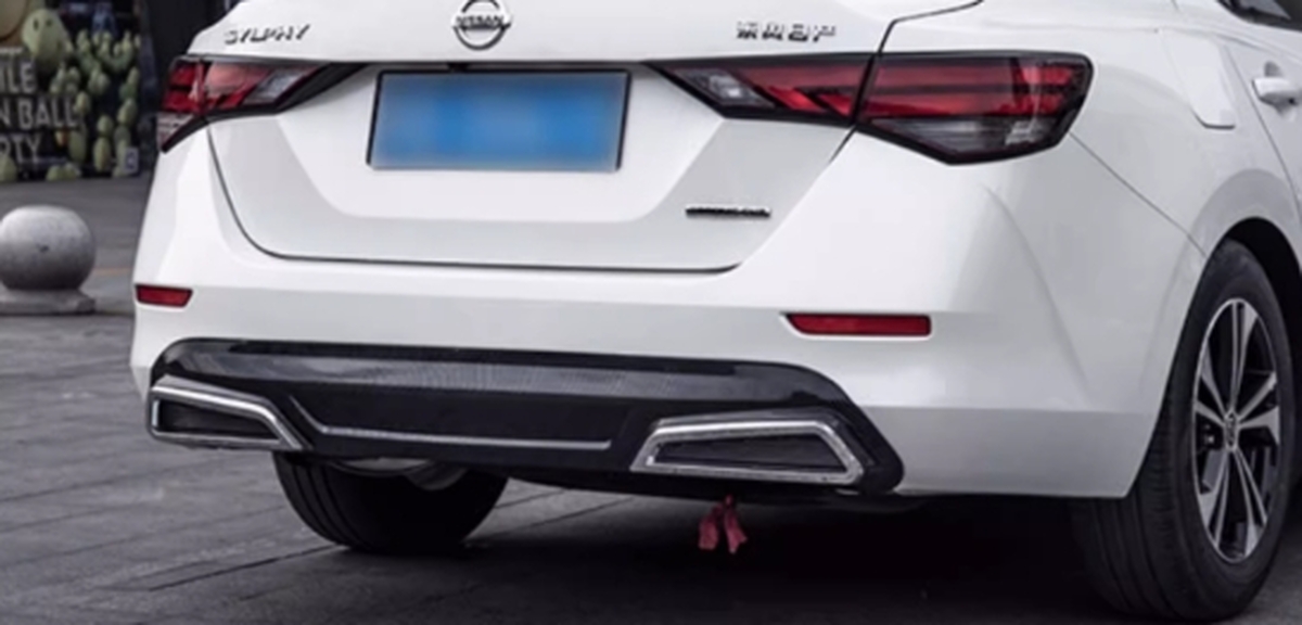 2020/10-2024/03 SENTRA B18 後下巴 雙出 烤漆黑