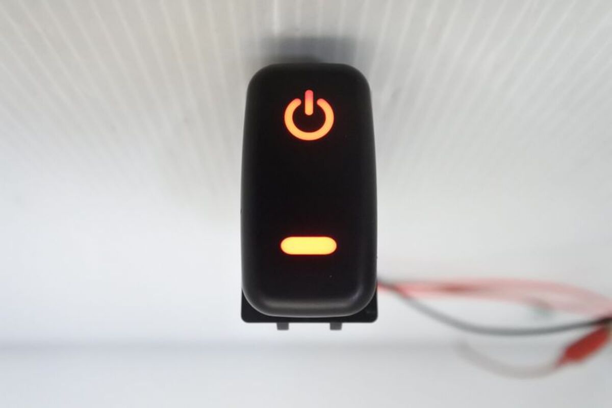 三菱 新款 LANCER 專用霧燈開關+線組 電源圖示