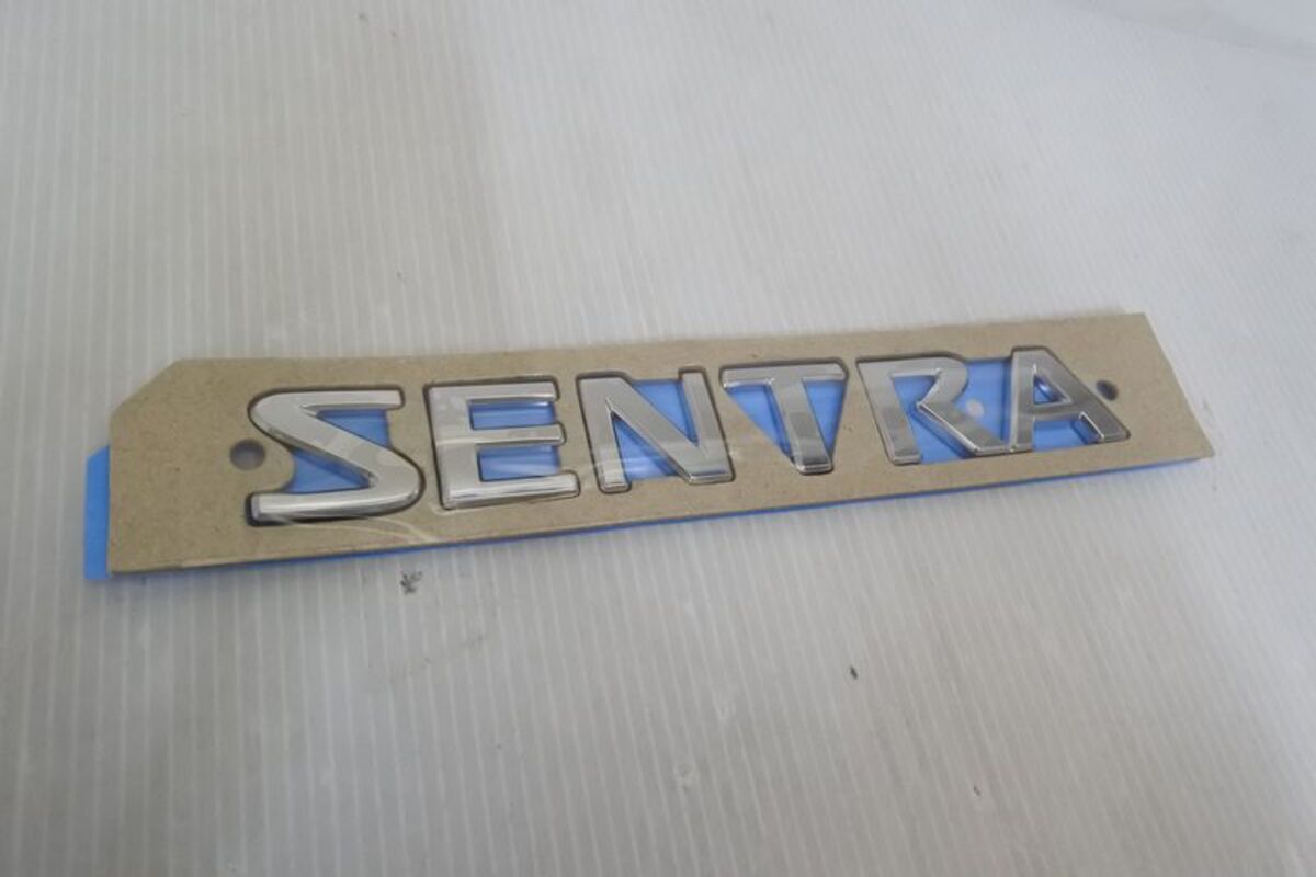 2003-2006 SENTRA 字樣 標誌 正廠 