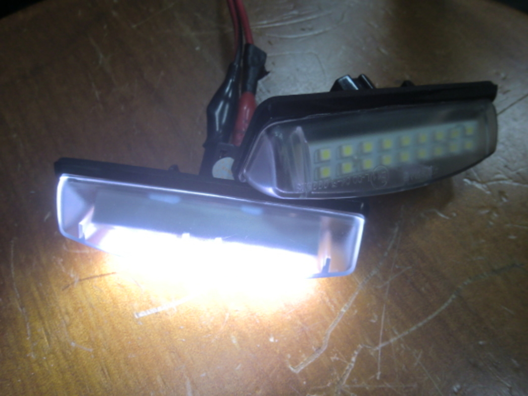 2002-2011 CAMRY 5代 5.5代 6代 6.5代 LED 牌照燈 白光