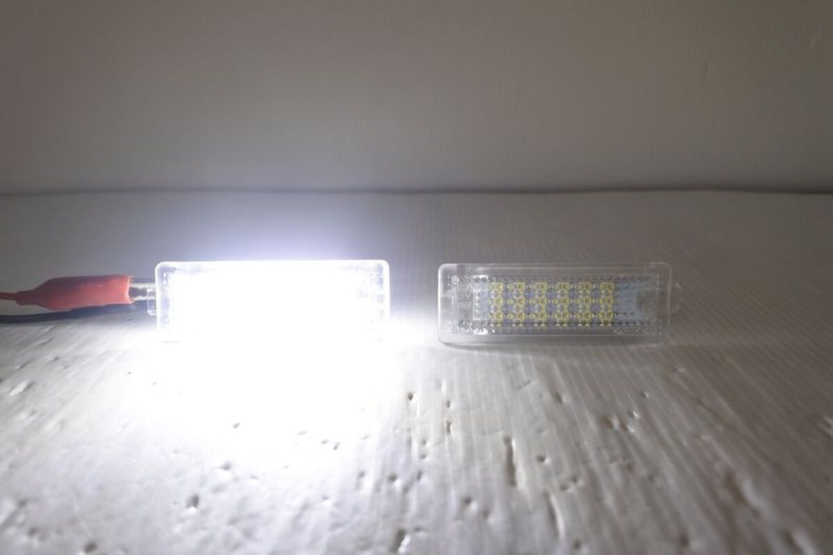 2007-2013 X5 E70 LED 車門燈 白光