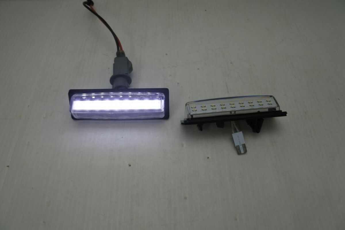 2006-2011 CAMRY 6代 6.5代 LED 牌照燈 白光