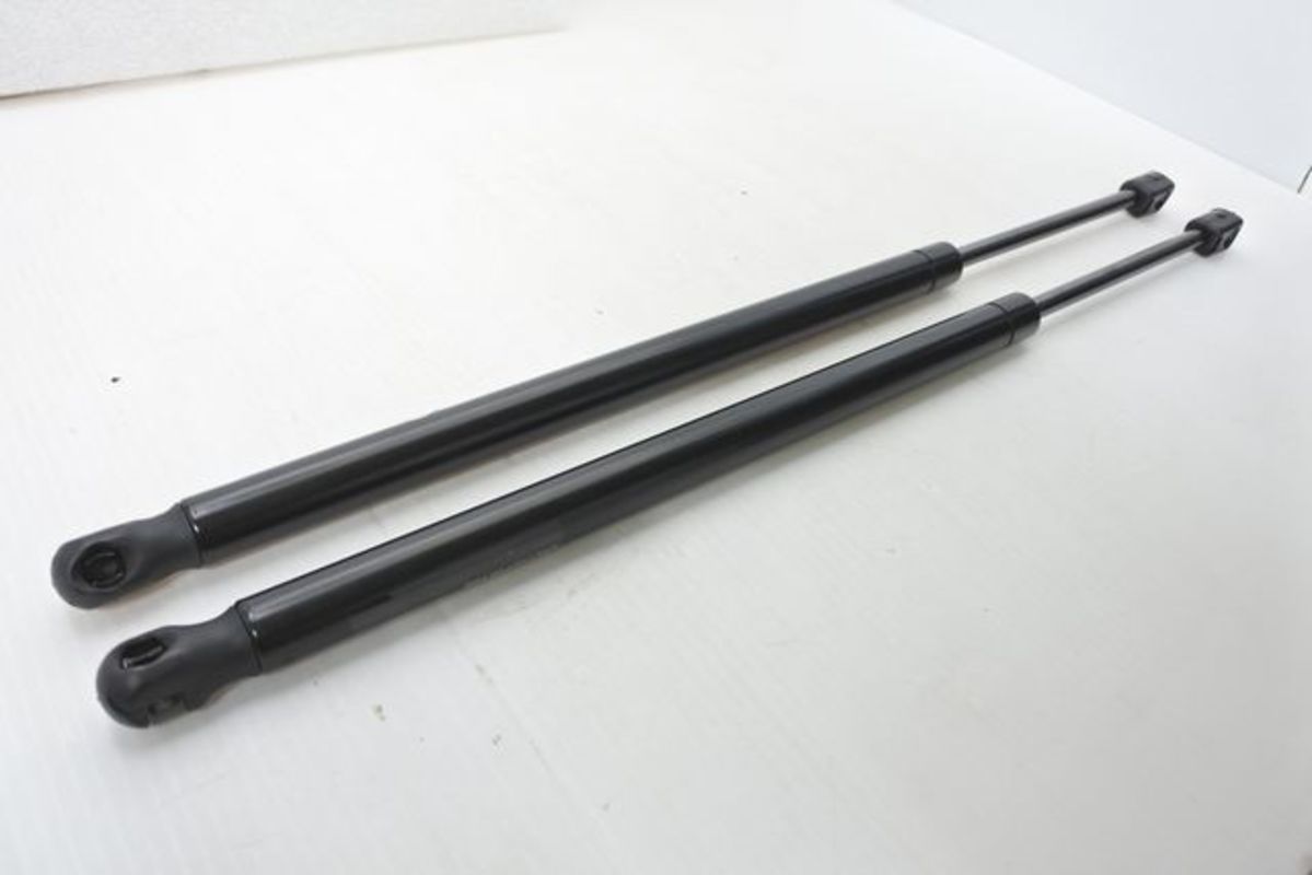 2012/12-2015/10 FOCUS MK3 油壓 頂桿 撐桿