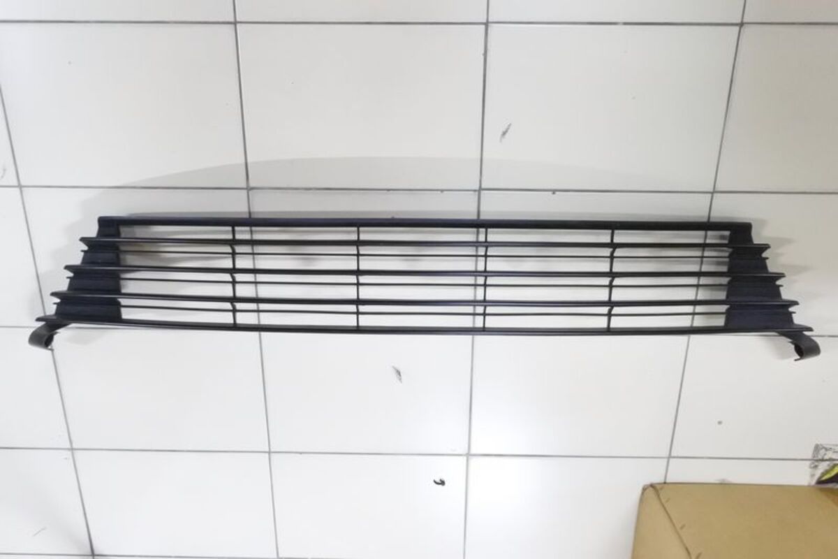 2013/11-2016/10 ALTIS 11代 前下 通風網 正廠 