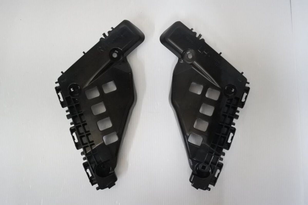 2013/11-2016/10 ALTIS 11代 前保桿 固定扣 緩衝架 正廠