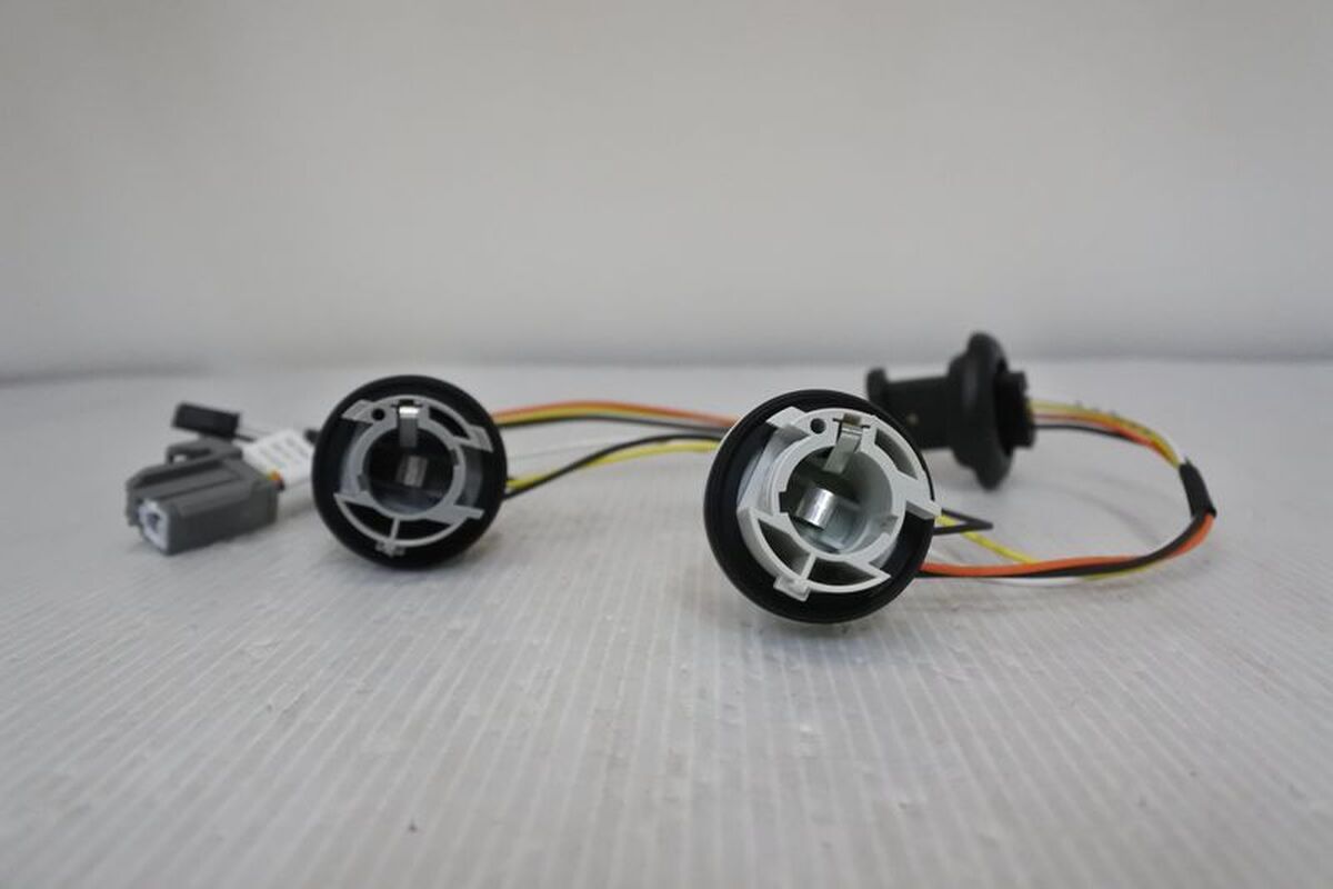 2019/02-2023/01 FOCUS MK4 5門 尾燈線組(LED版本.一邊)-正廠