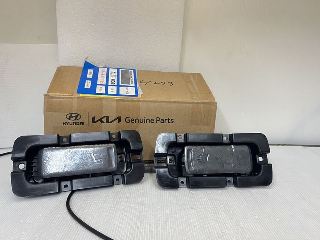 2021/12-2025/03 TUCSON L NX4 後座椅背 傾倒拉手 正廠