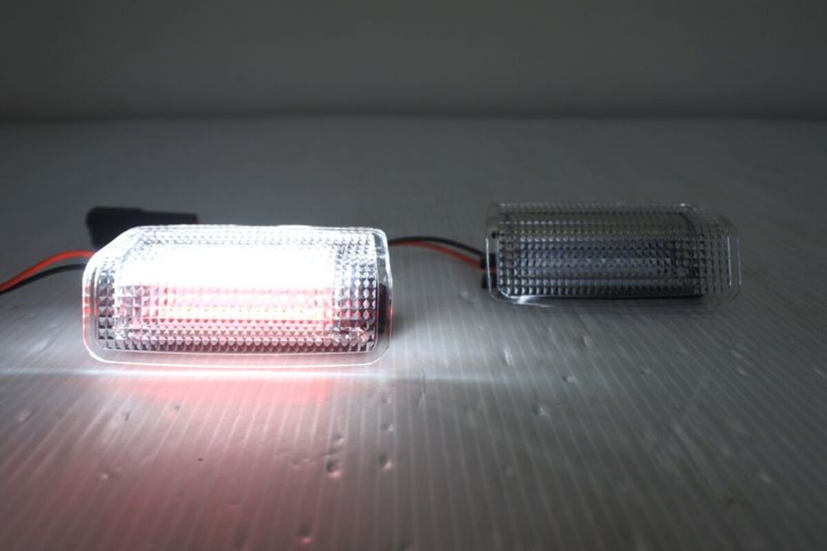 06-IS250.IS350.RX330.RX350.ES350.LS460.LS430.LS600 LED車門燈
