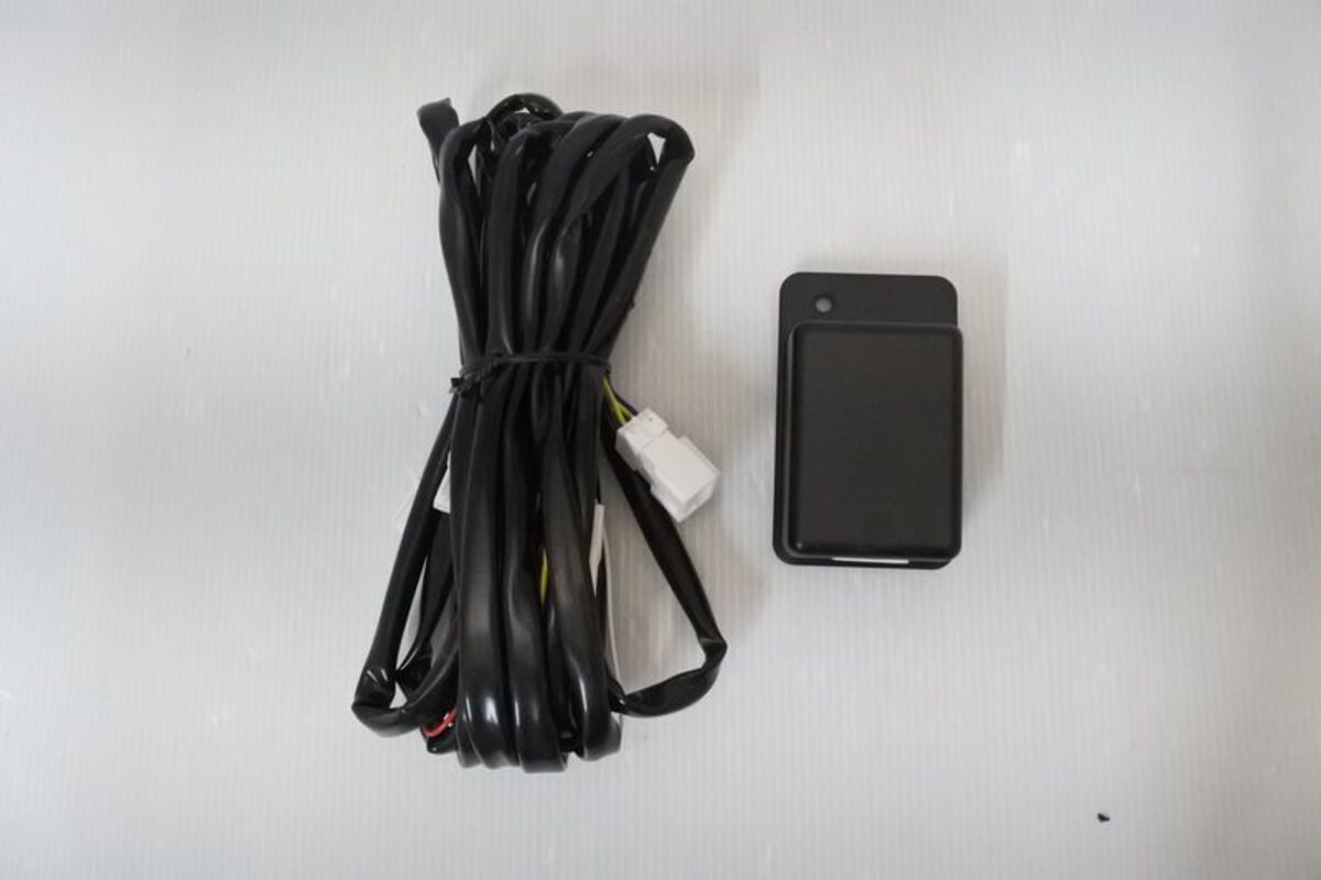 13- SUPER SENTRA B17 自動收折專用線組+控制器