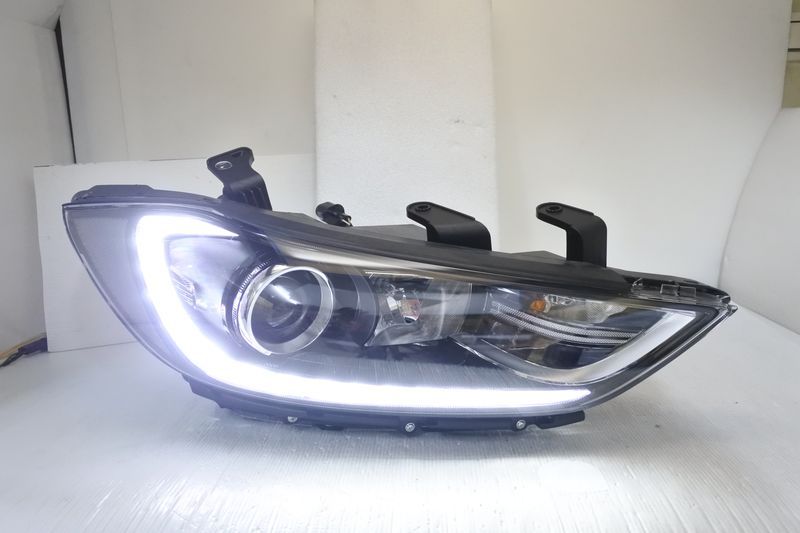 2017/03-2019/06 SUPER ELANTRA 高配樣式魚眼 大燈 鹵素燈泡